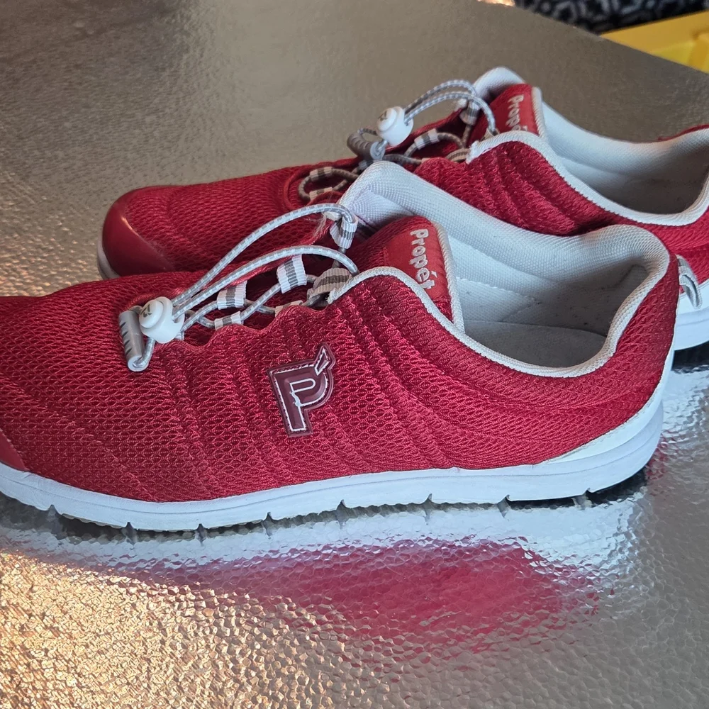 Prope't Travel‎ Walker, Women Sneaker Red , Size 11